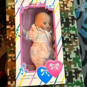 Vintage 90’s Lissi doll. No. 94312. Good condition, still in box.